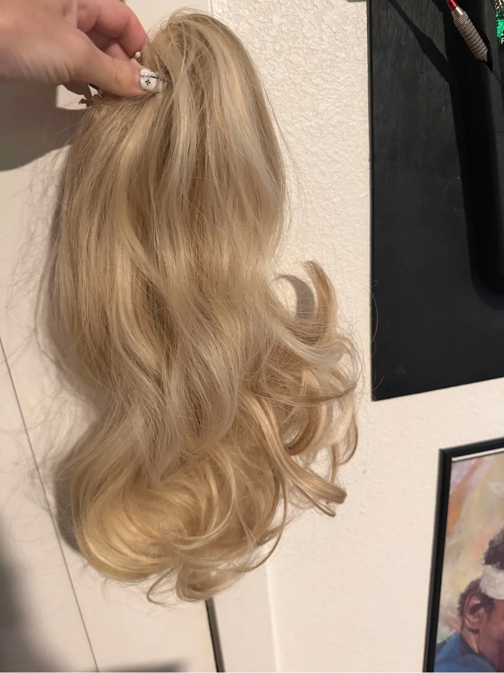 Blonde Hairpiece Clip-In Extension - Soft Wave Hair